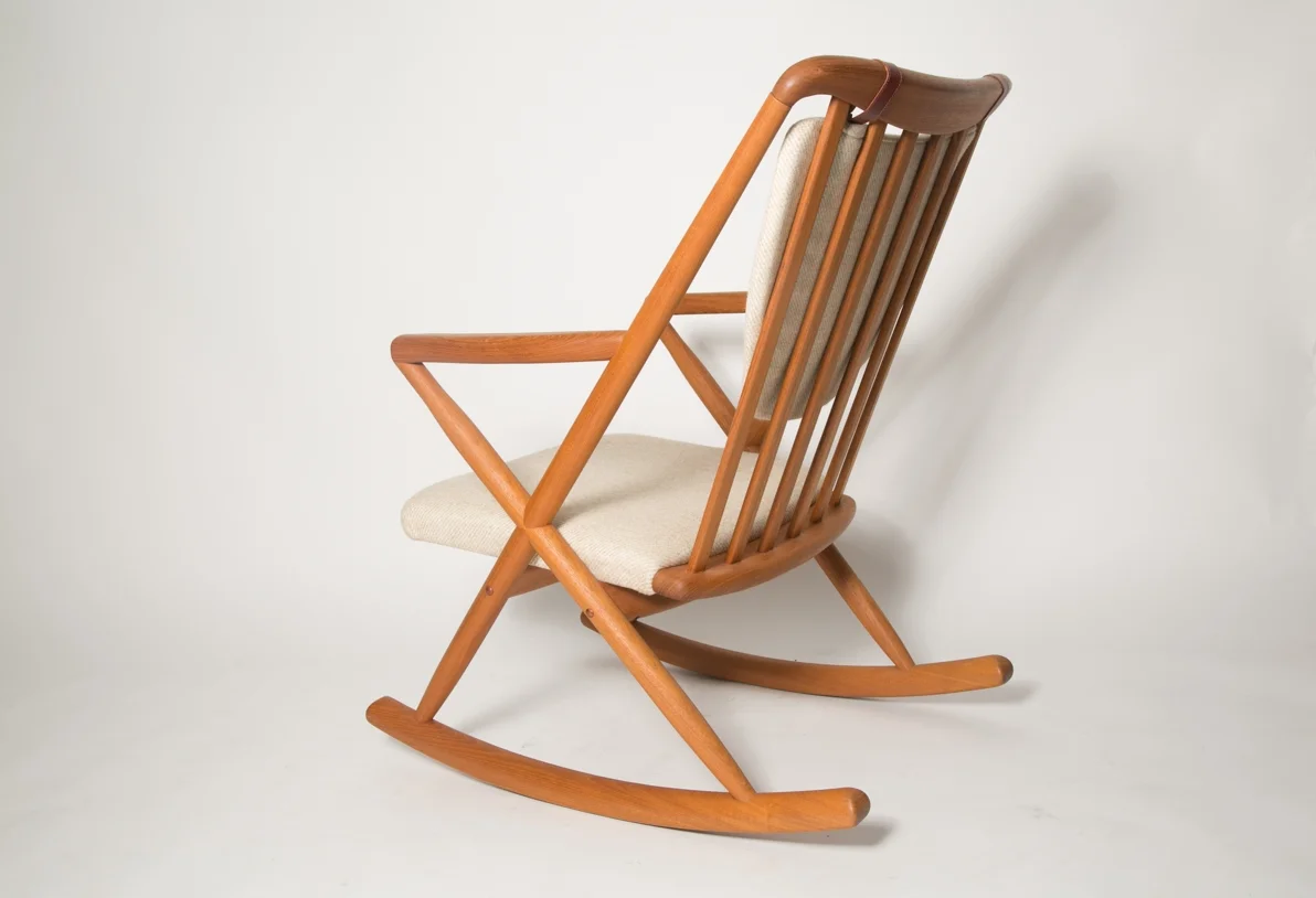Benny Linden rocking chair 6.jpg
