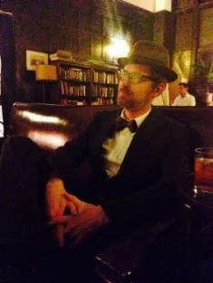 Angus Loten plays tenor banjo/tenor guitar, bells, gong, percussion and bird whistle. 