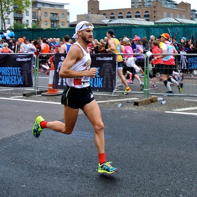Tyler Underwood, on the way to a 2:26:23 marathon in London, an all-time PRT Men's record! 