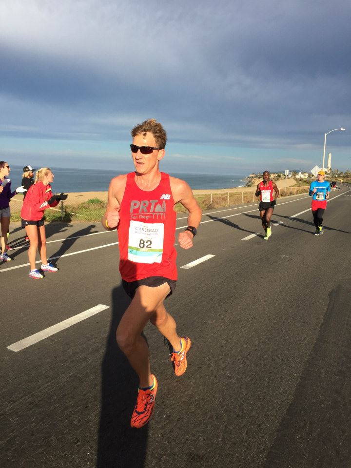 Justin Turner at the 2015 Carlsbad Half Marathon, en route to a sub-1:10 finish. 