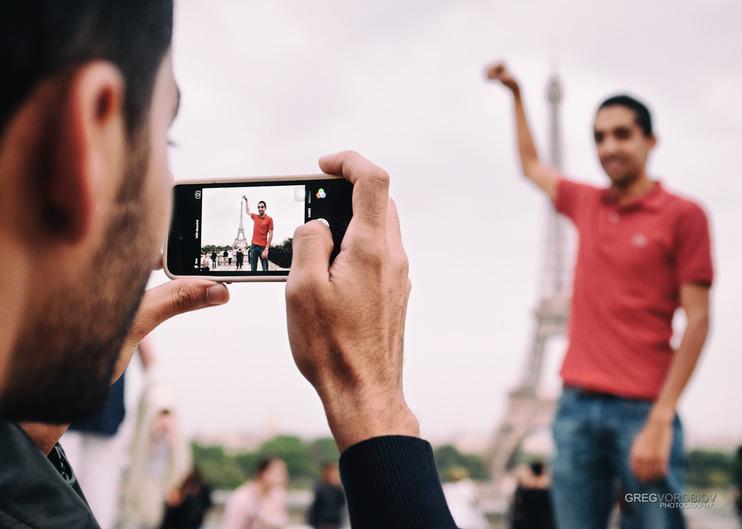 eiffel_tower_tourist_paris_by_greg_vorobiov-1.jpg