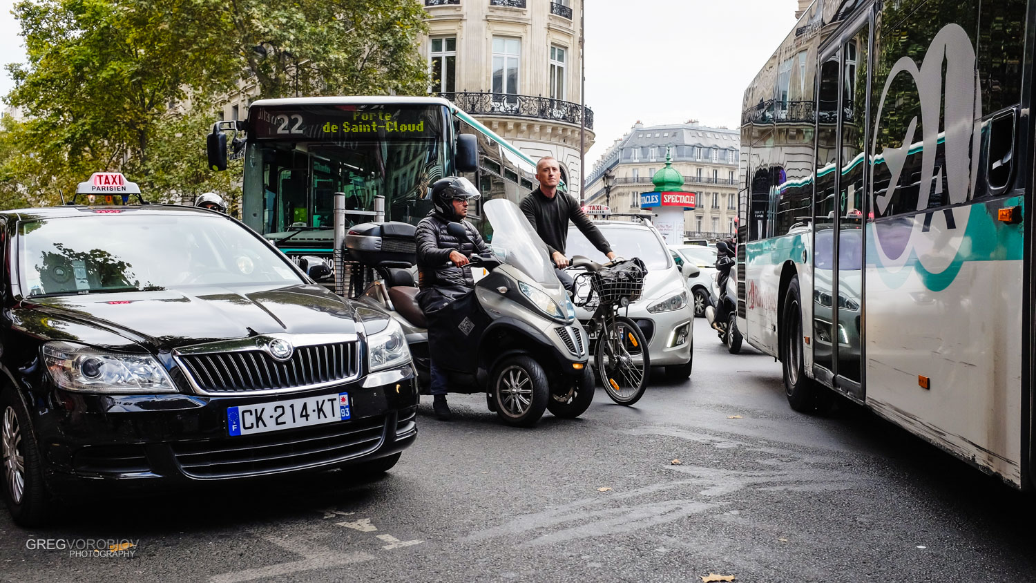 street_traffic_paris_by_greg_vorobiov-1.jpg