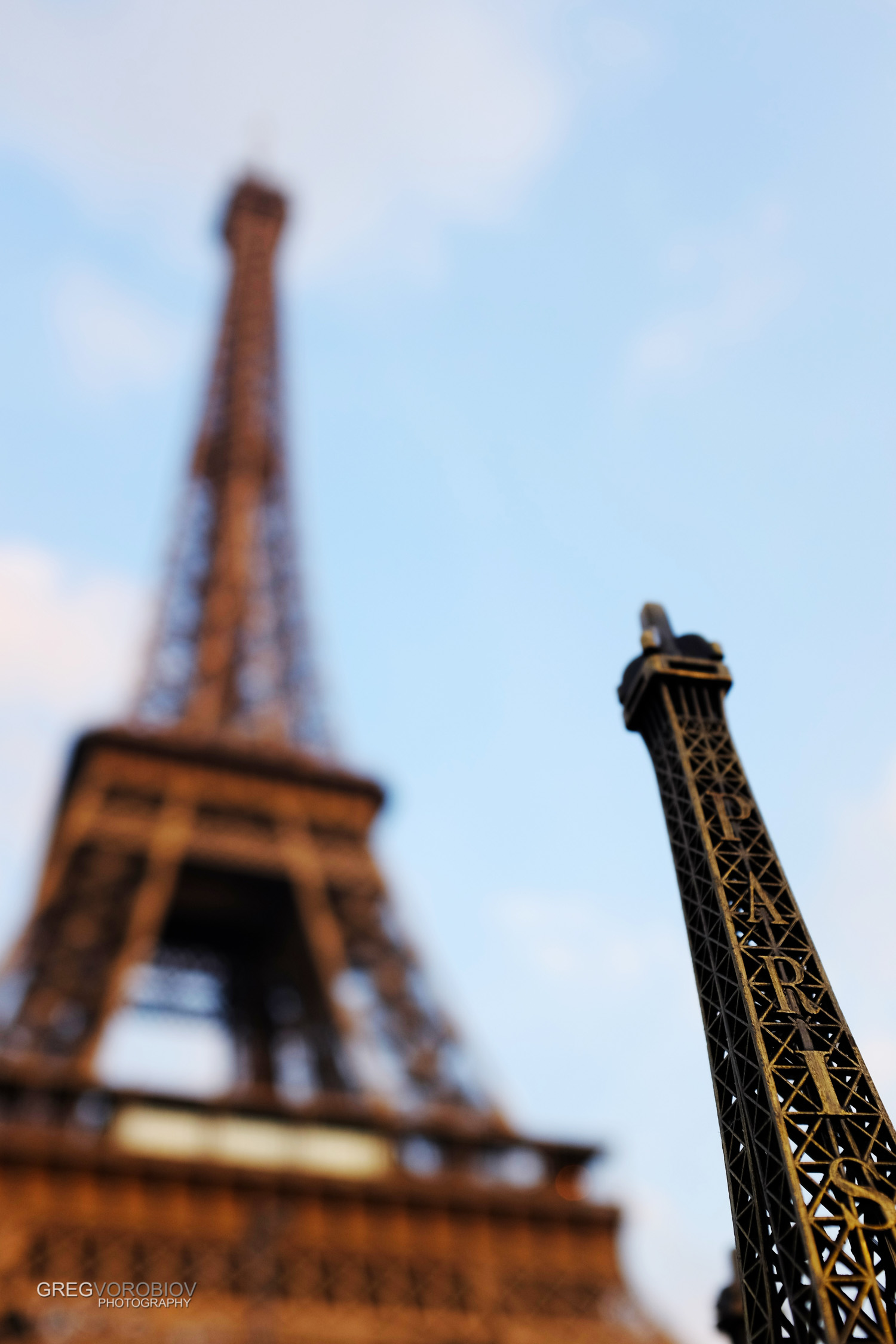 eiffel_tower_paris_by_greg_vorobiov-1.jpg