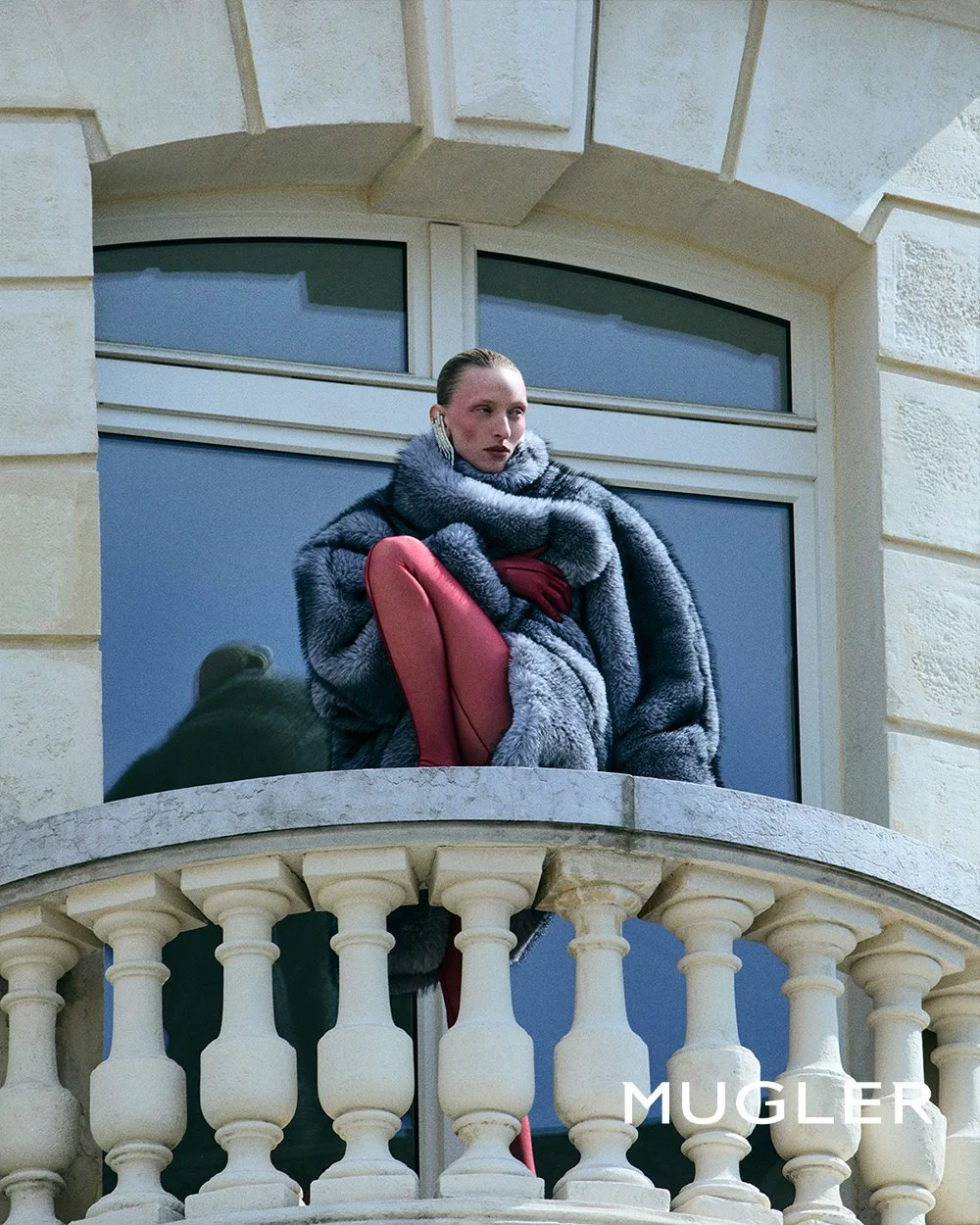 KARENROZE_MUGLER_SS25_PALAIS_LOOK-15_0129-WEB.jpg