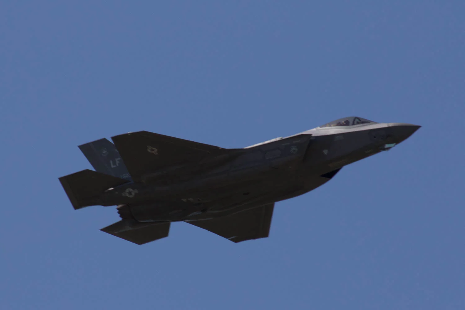 MQ1A2038.jpg