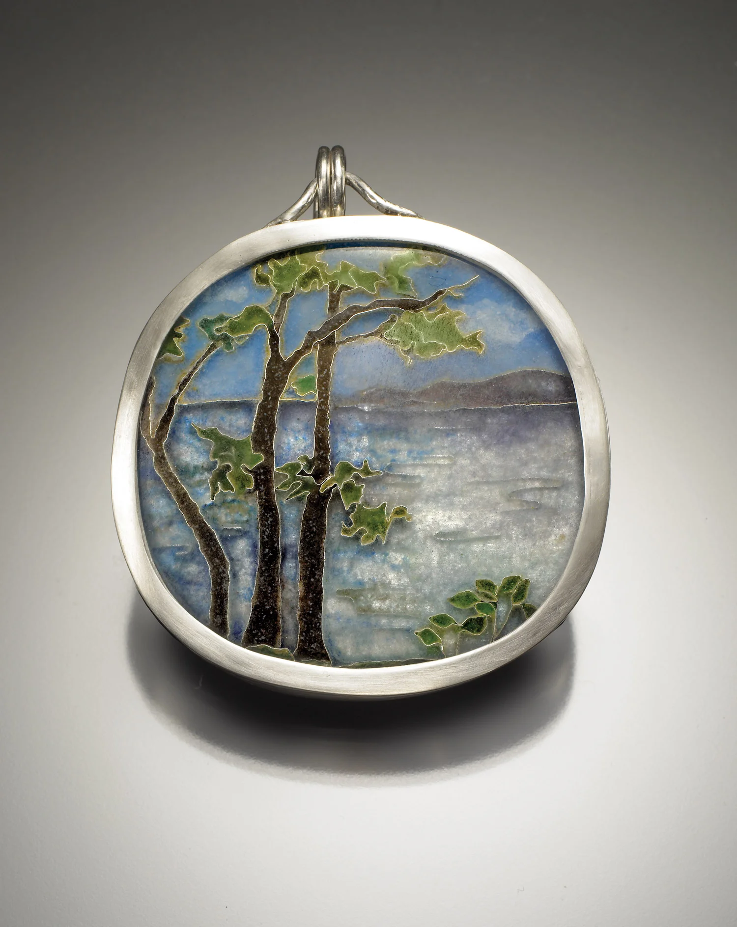 New Hampshire Lake Scene, pendant. Silver, enamel. 4.3 x 4.5 cm. NFS