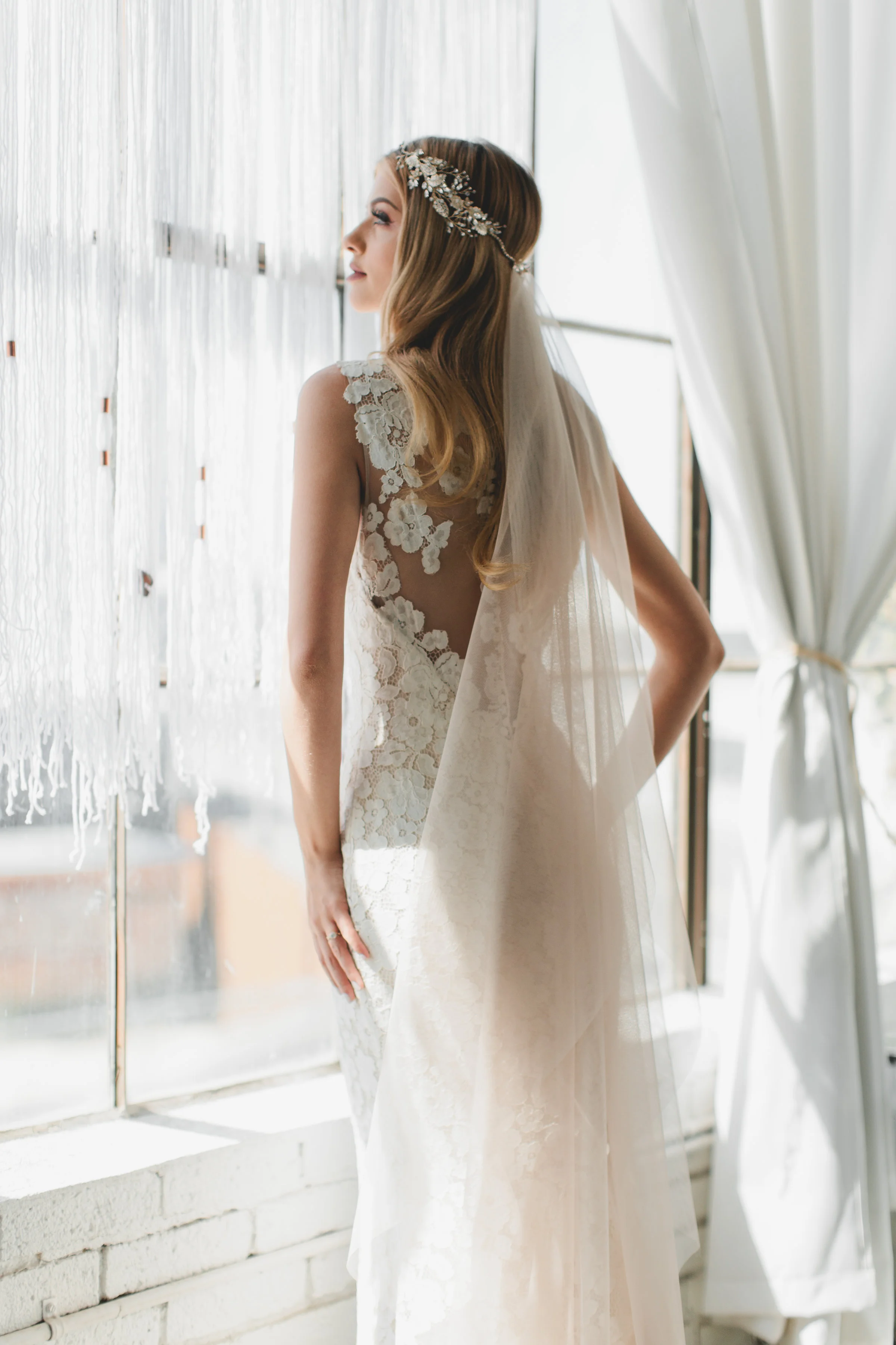 English Net Nothing Wedding Veil #1714