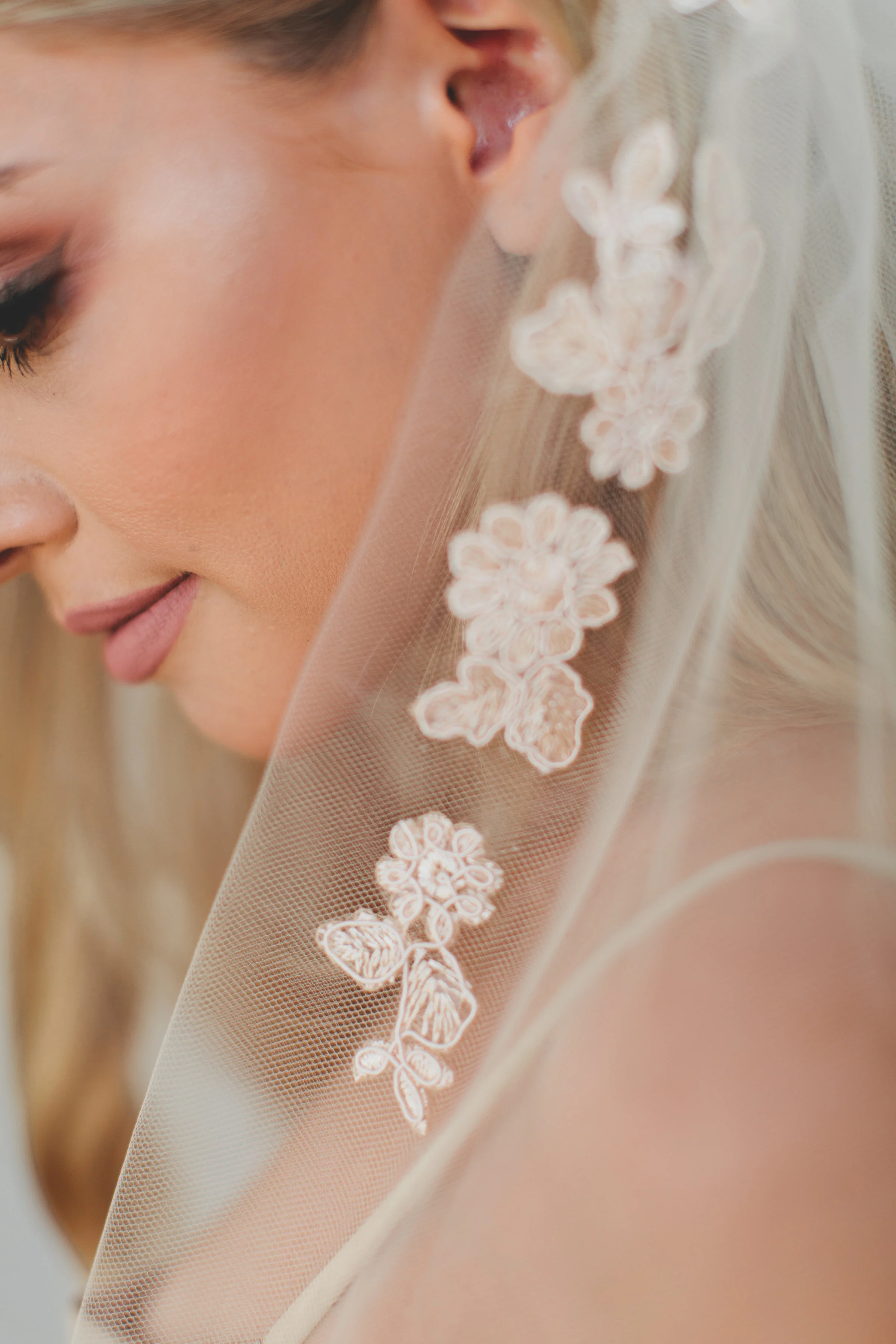 Lace Juliet Cap Veil Style #1725