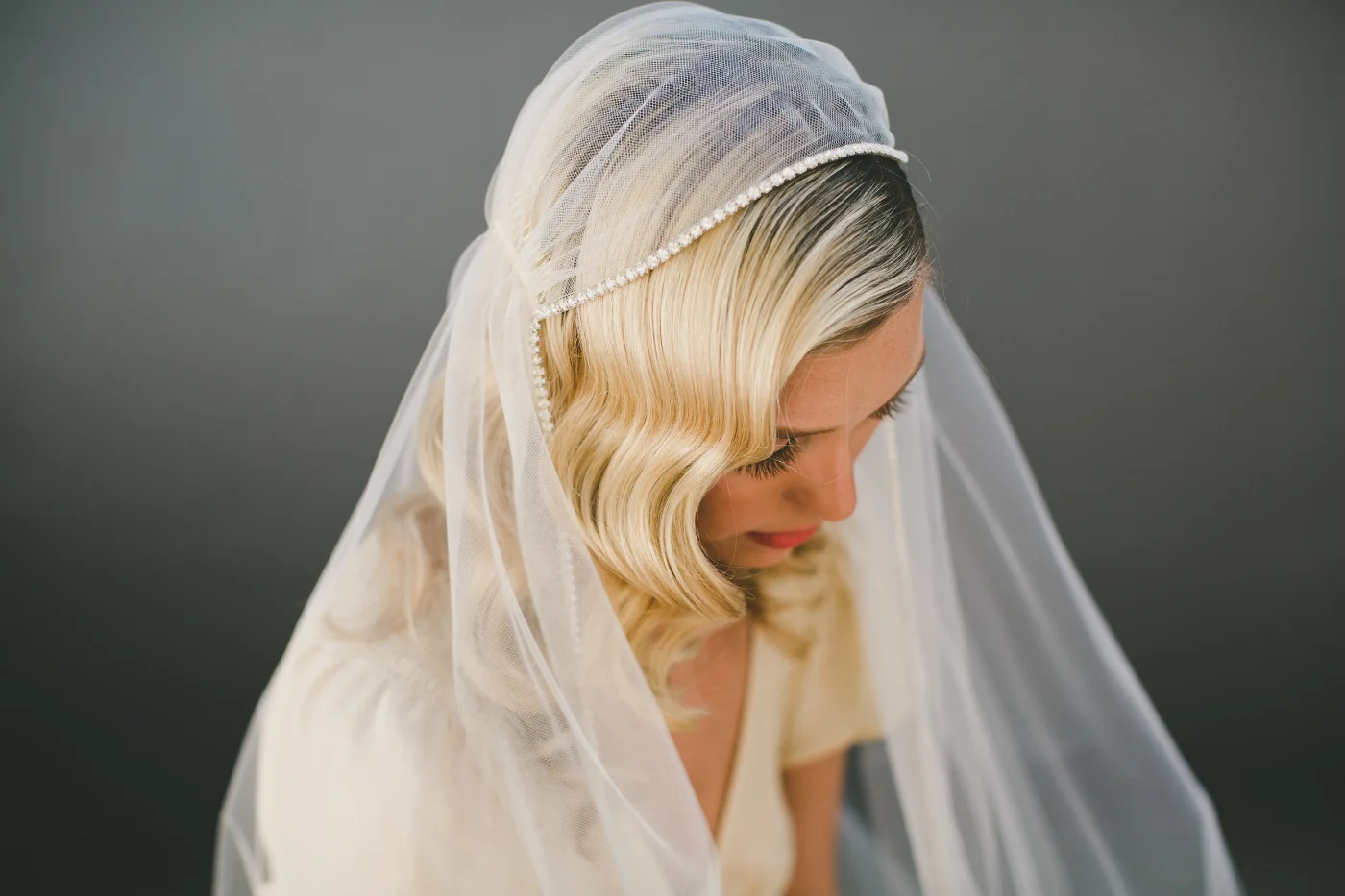Captured Rhinestone Crystal Juliet Cap Veil #1209