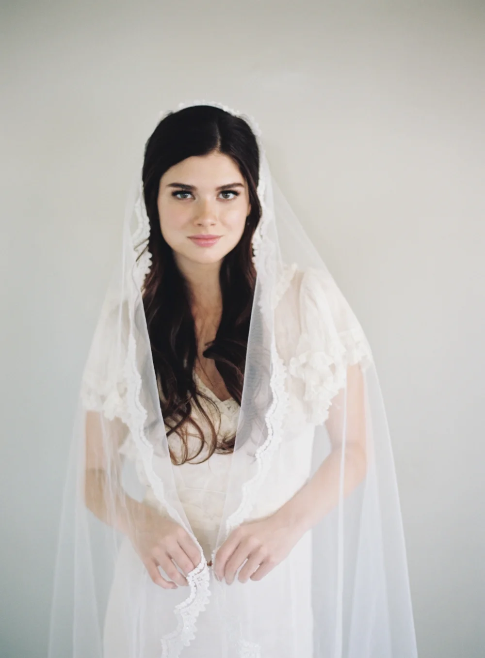 Fingertip or Waltz Lace Mantilla Bridal Veil #1605