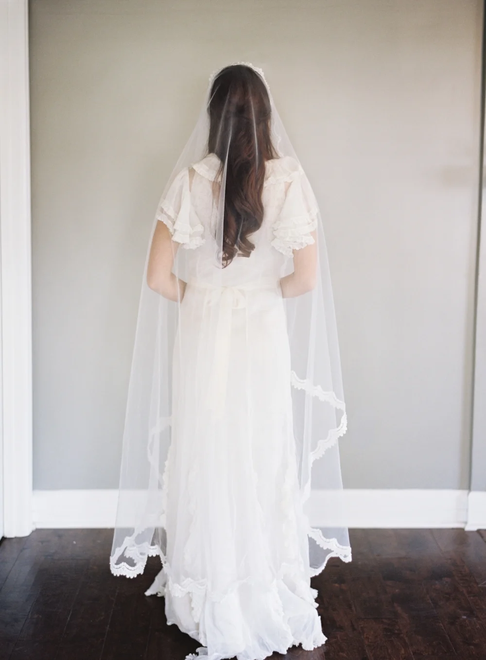 Fingertip or Waltz Lace Mantilla Bridal Veil #1605