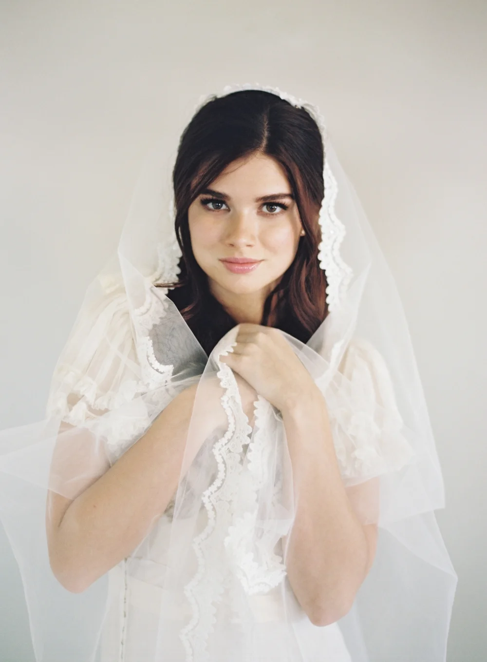 Fingertip or Waltz Lace Mantilla Bridal Veil #1605