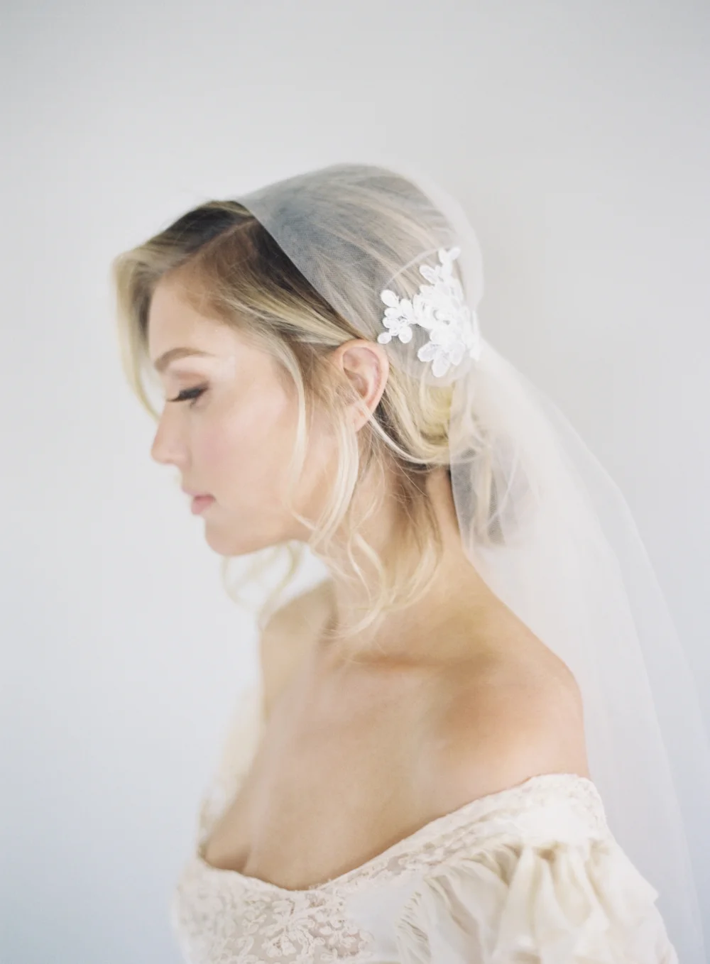 Partial Lace Juliet Cap Veil #1642