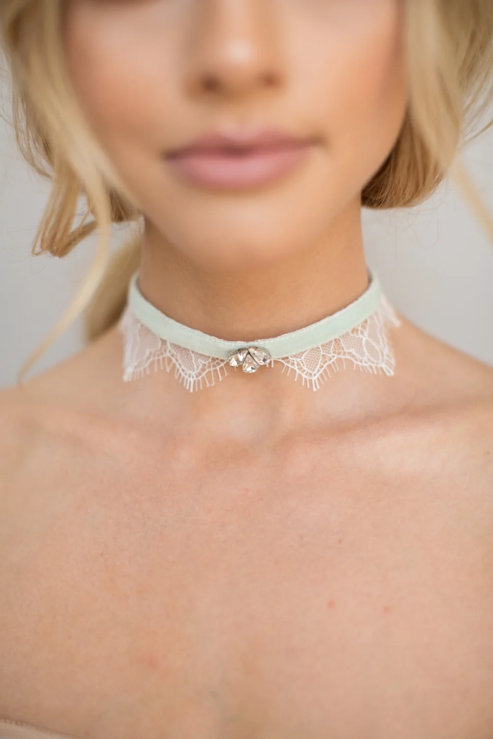 Chantilly Lace Velvet Choker #1742
