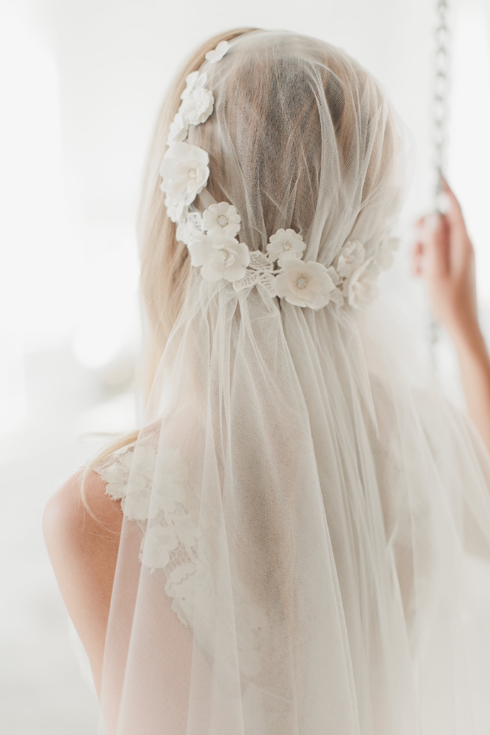 AUGUSTINE | Juliet cap veil with flowers