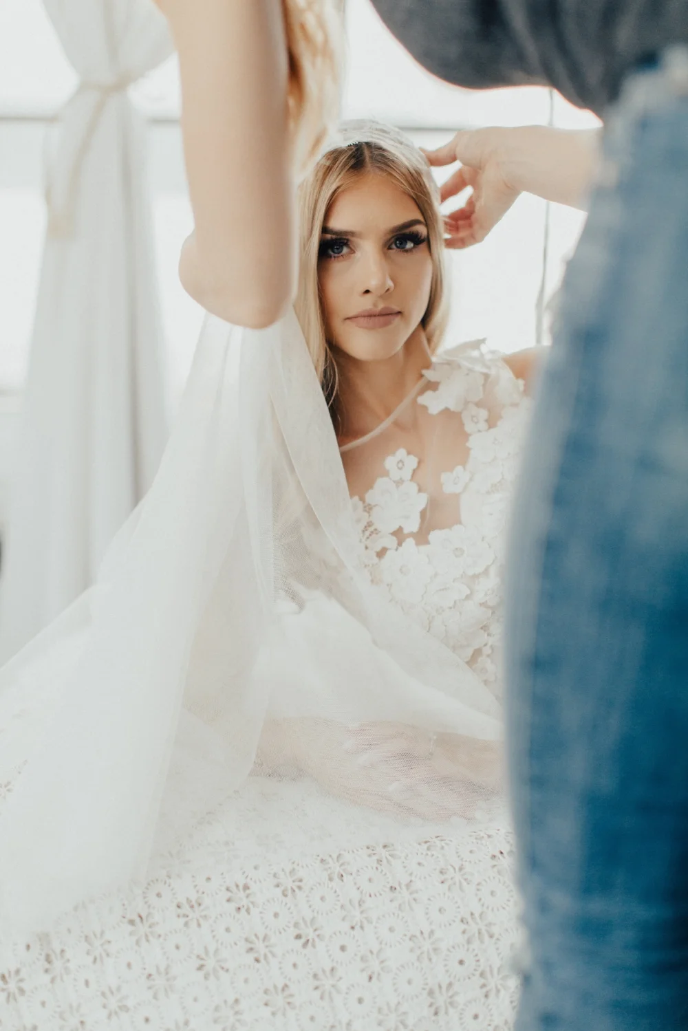 Lillian Chantilly Lace Bridal Cap Wedding Veil #1210