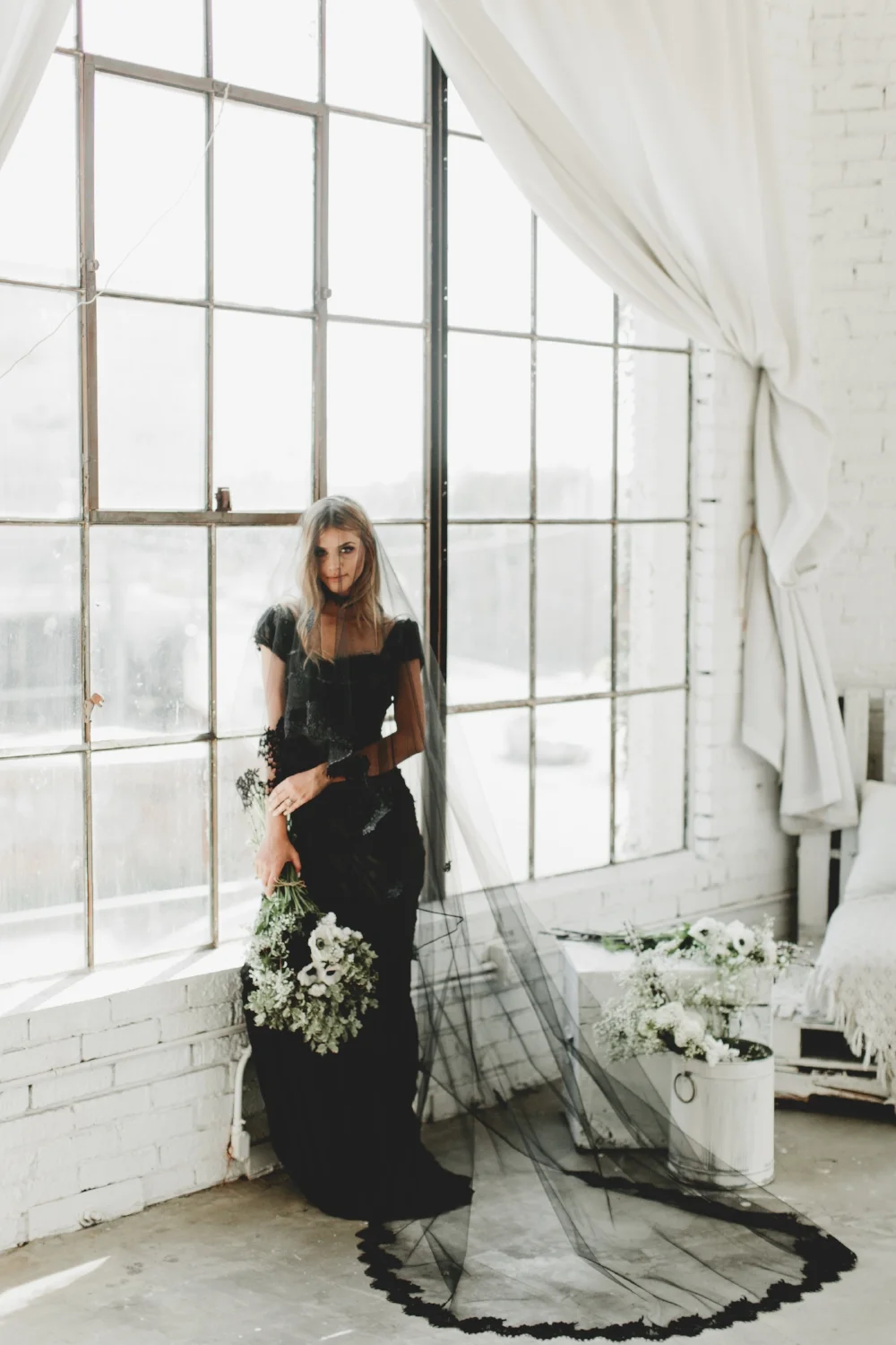 Black Goth Chantilly Lace Cathedral Veil #1702