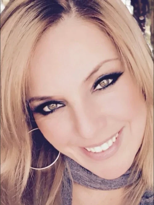   Donna Marie Ahearn     Acro / Conditioning / Hip Hop / Jazz / Lyrical / Musical Theater&nbsp;    Donna began dancing at the age of 3 in North Jersey . Her training includes Ballet, Pointe, Jazz, Hip Hop, Contemporary , Lyrical , Tap , Musical Theat