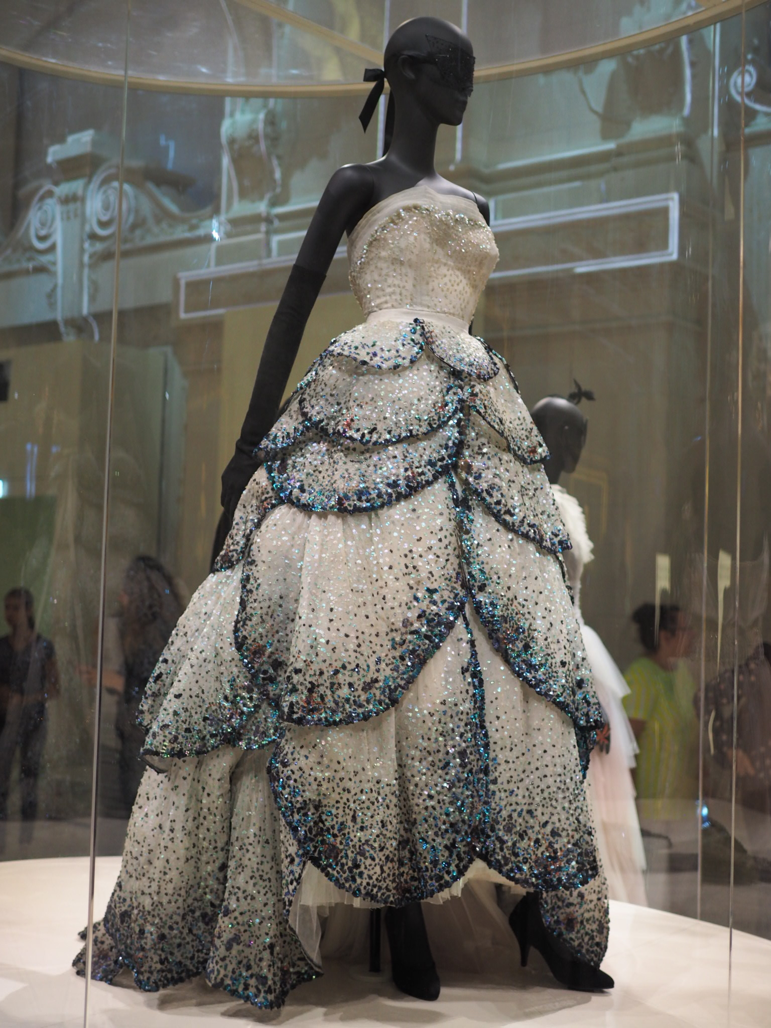 christian dior exhibition