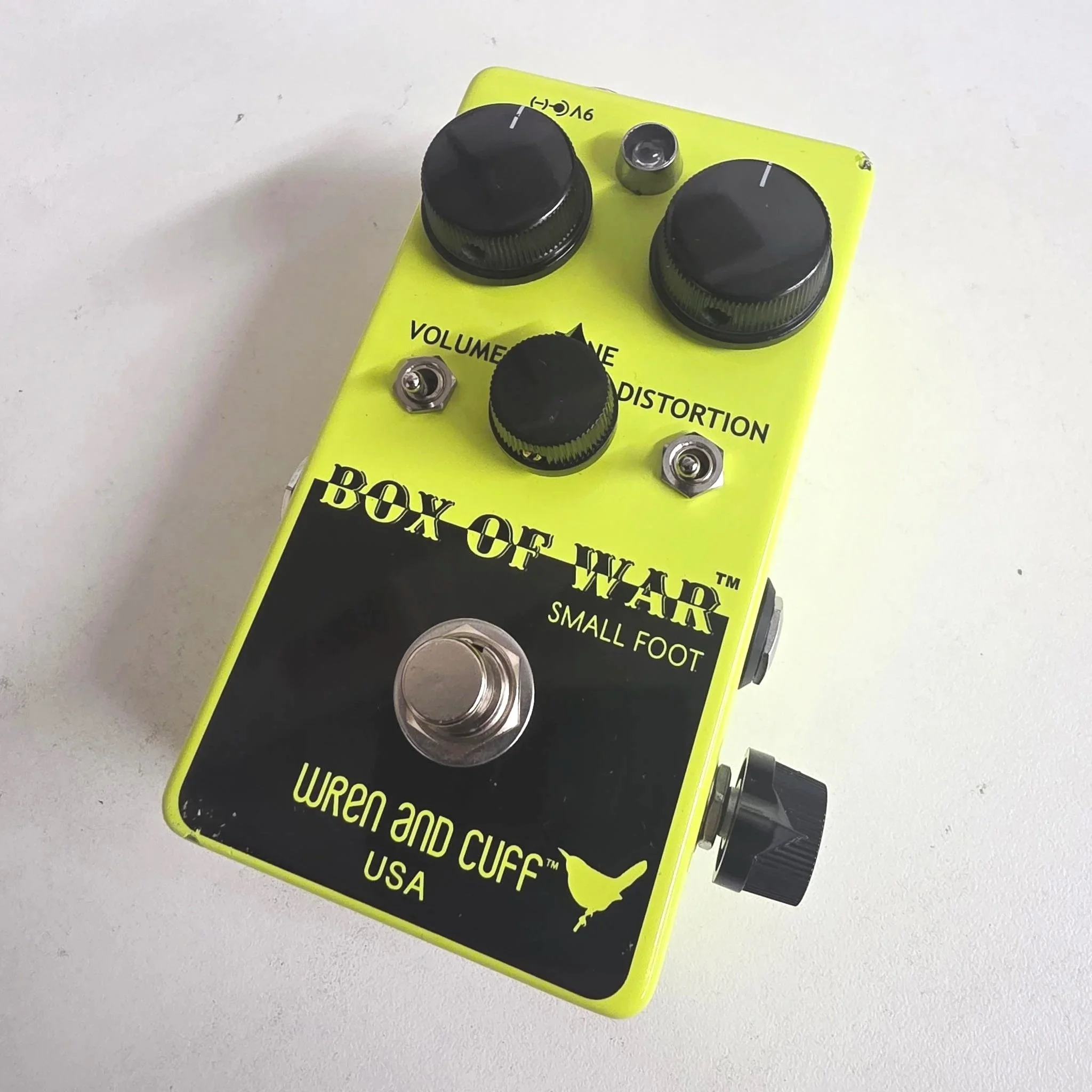 bowsf_neonlightgreen_dlx_1.jpg