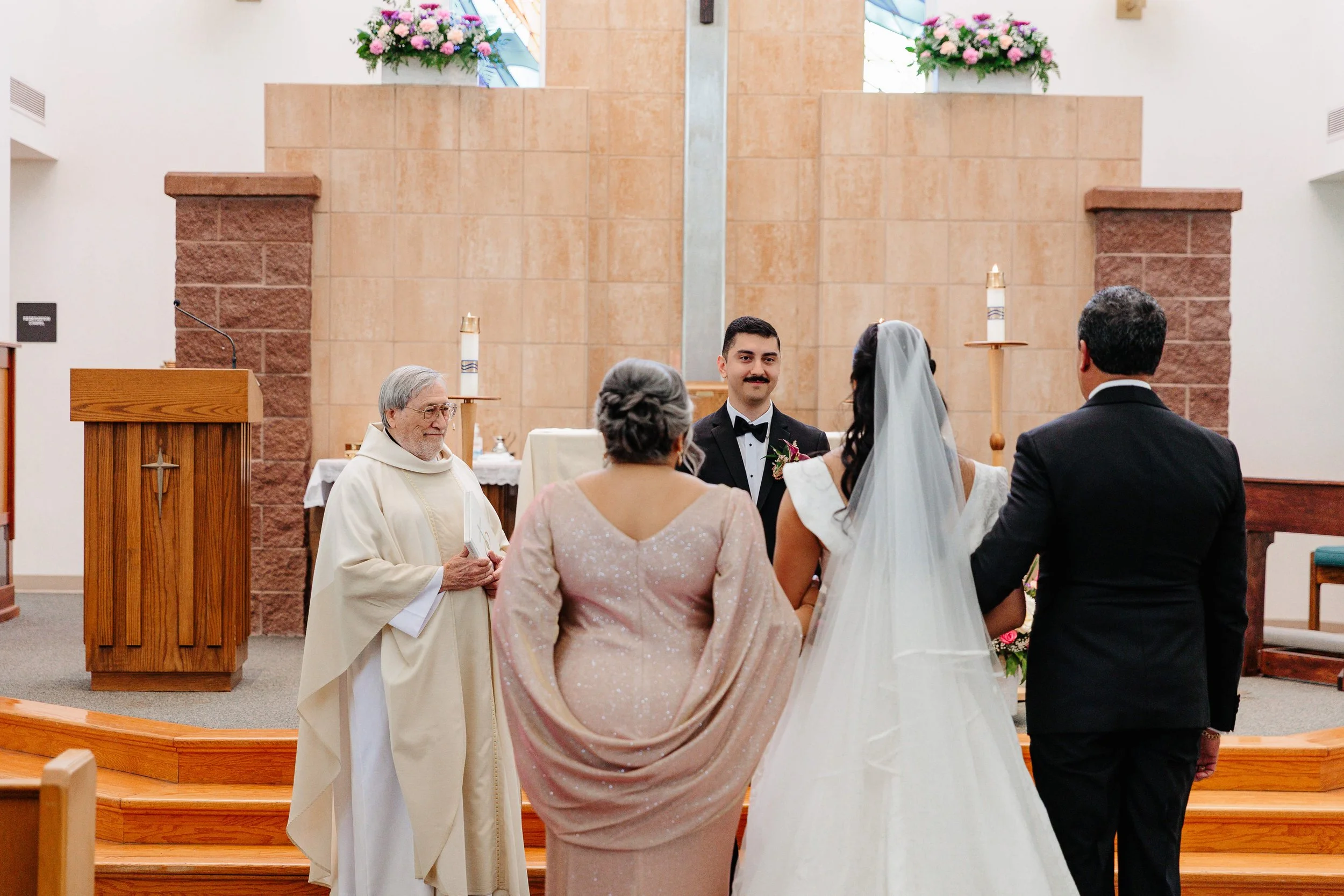 el-paso-weddings-st-rogers_103.jpg
