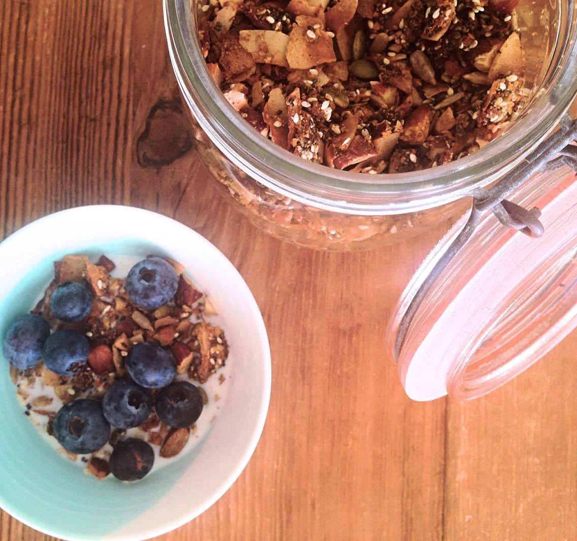 Paleo Vanillamon Grain-free Granola
