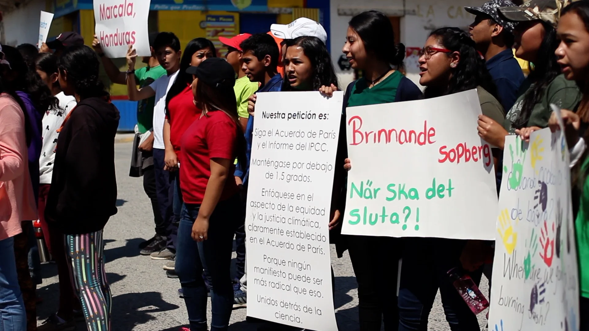 Fridays for Future global Marcala ReFashionReFood Ela Roth 5.jpg