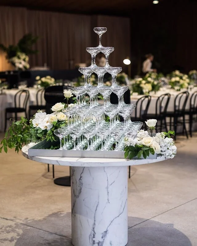 Asher &amp; Justin // The perfect celebratory setup!