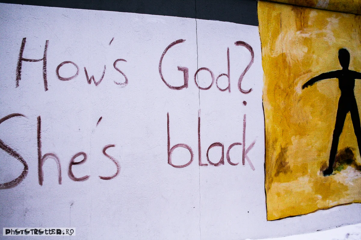 east-side-gallery-berlin-46.jpg