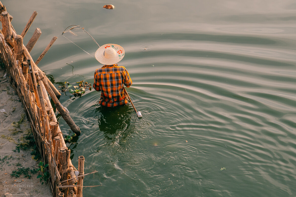 u-bein bridge mandalay phototrotter-19.jpg