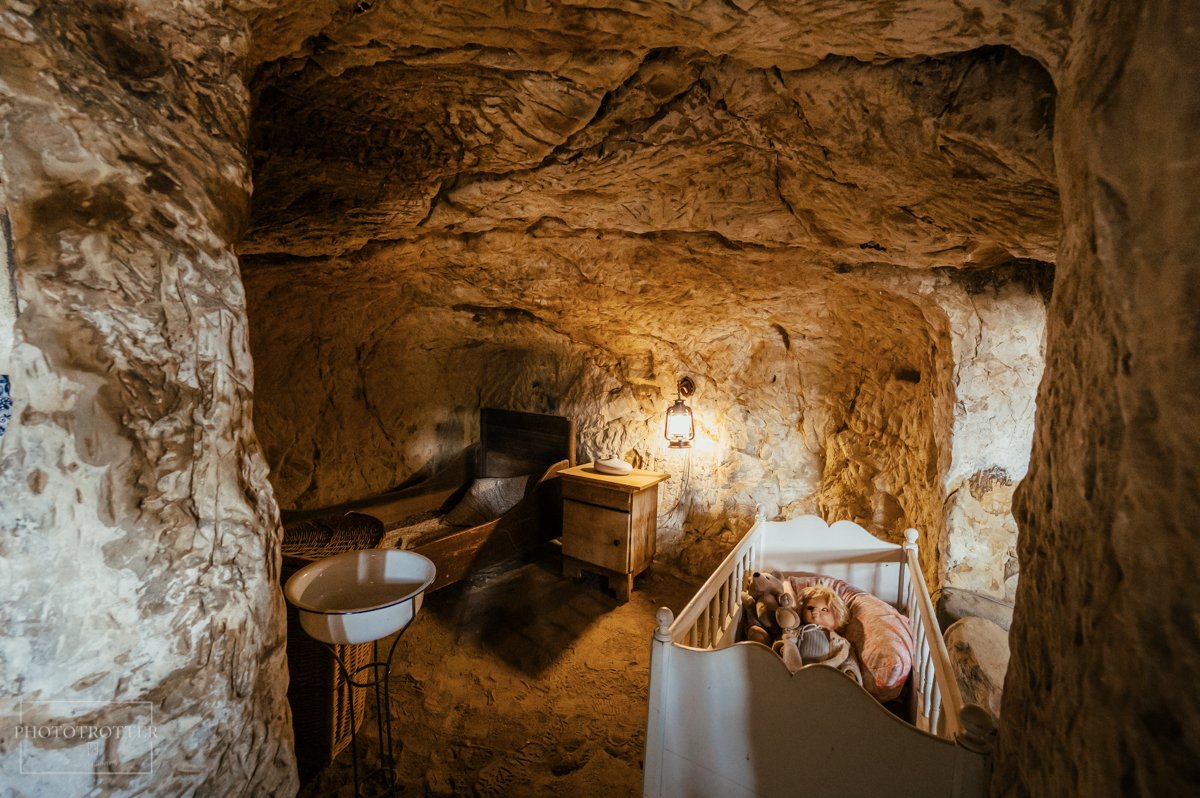 langenstein-cave-dwellings-Höhlenwohnungen-phototrotter (13).jpg