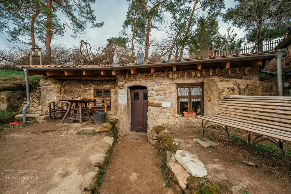 langenstein-cave-dwellings-Höhlenwohnungen-phototrotter (17).jpg