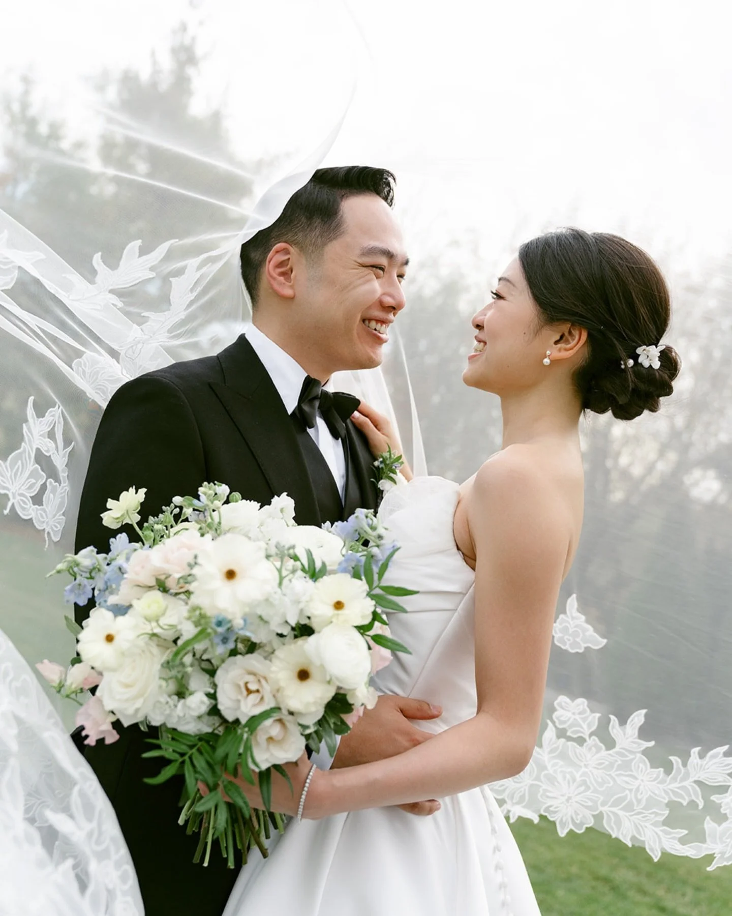 Michelle and Robert&rsquo;s wedding at The Arlington Estate was a celebration of love, family, and tradition.

The day started with a traditional tea ceremony, a beautiful moment honouring their families and culture. Then, an outdoor ceremony under t