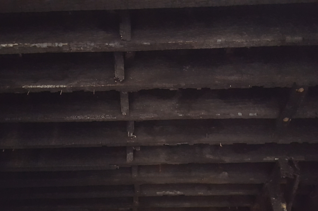 Photo 3 - Level 2 charring, minor cubical formation visible (courtesy of GEM Engineering) .