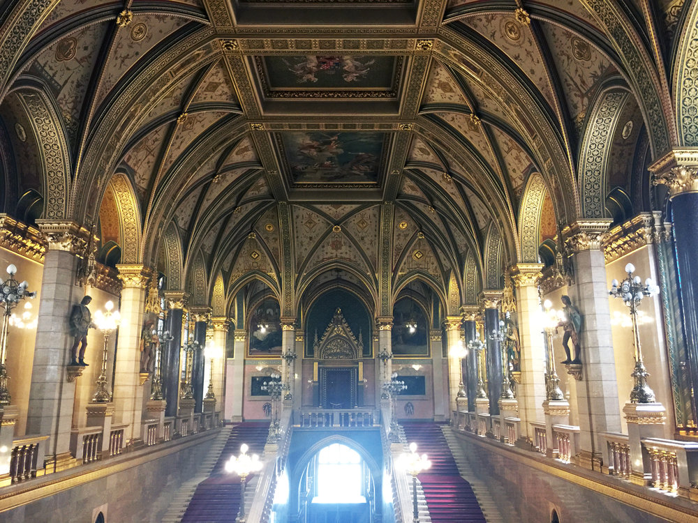 Budapest Parliament Hallway.jpg