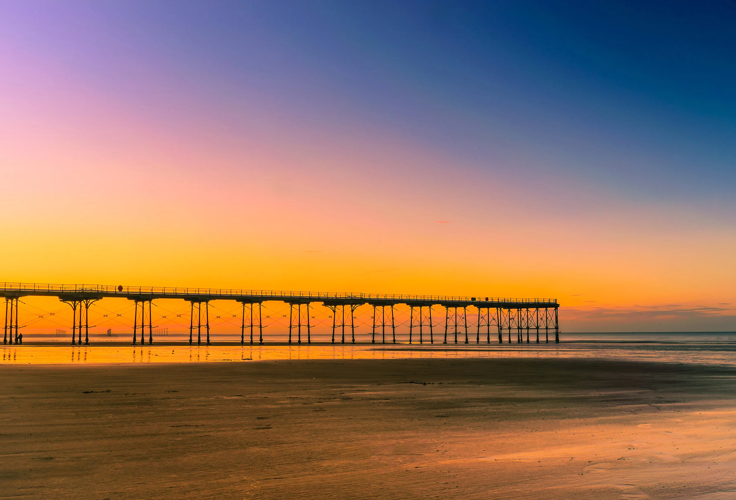 Viewers will also spy Saltburn's fine Victorian pier – one of the best in England – across the fabulous beach where a lot of the action is set. This fantastic pier can be found close to our parks Hazelgrove and Redcar Beach. 