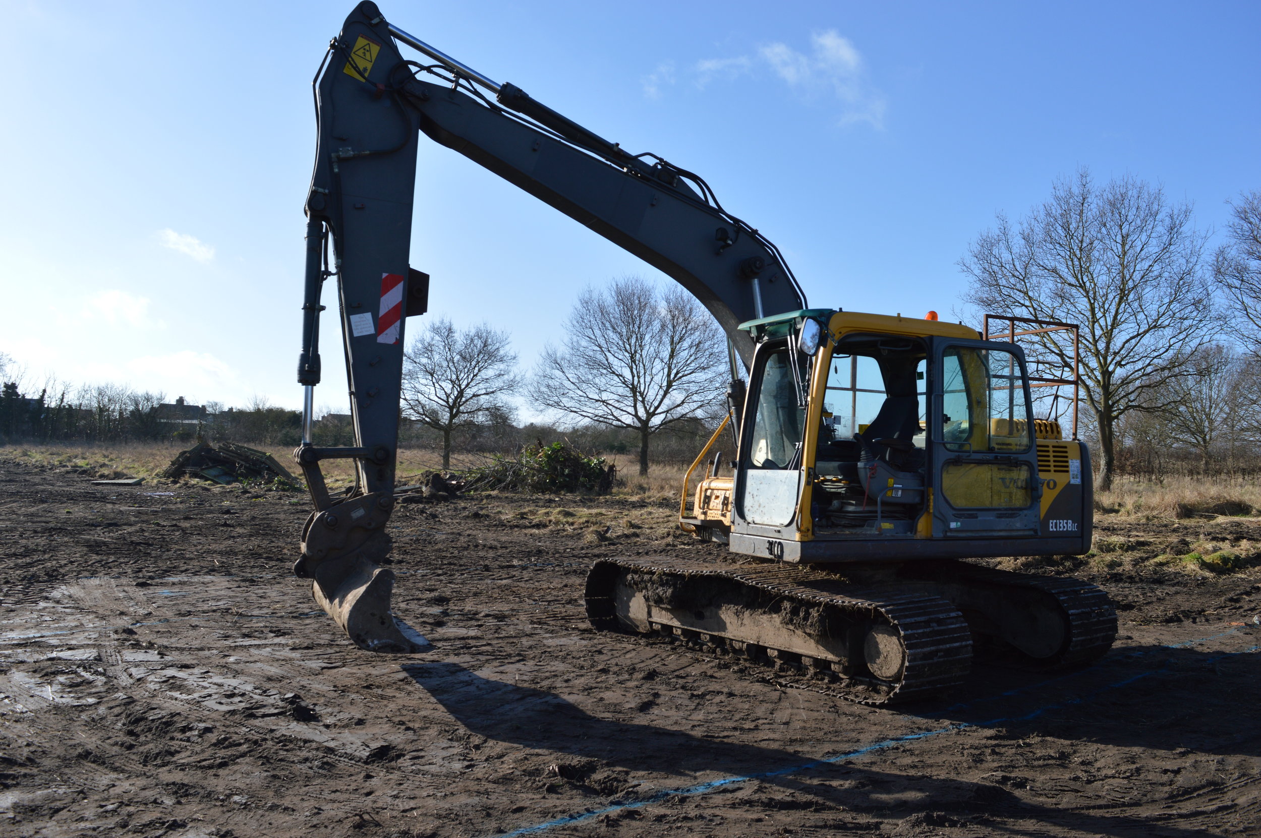 Above: Tingdene's appointed groundworks contractors ready to start!