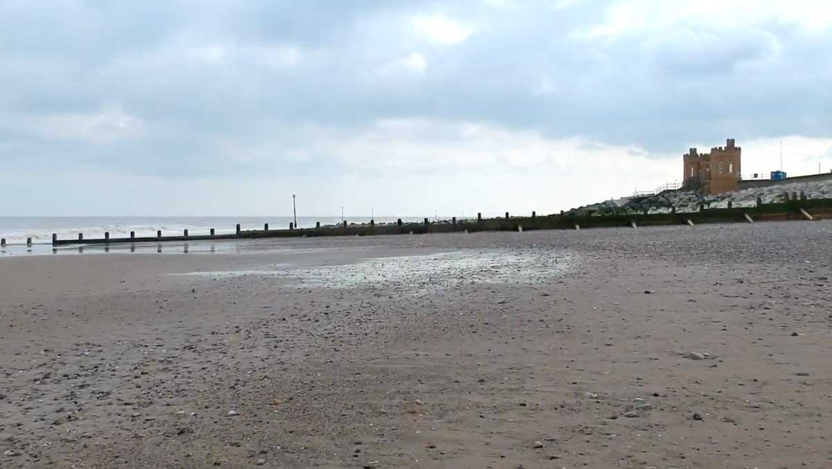 Beach at Withernsea with view of Pier Towers.jpg