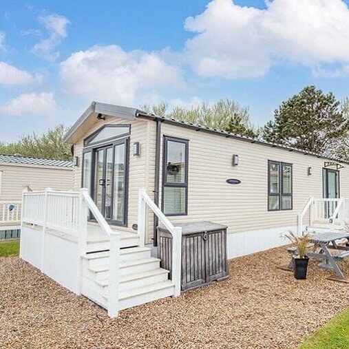 Get ecstatic about a static caravan with this Pemberton Monterey in Suffolk! #holiday #holidayhome #staycation #seaside  #seasidepics #suffolk #suffolkcoast #caravan #travel #travelblog #ukholidays
www.tingdenelifestyleparks.co.uk