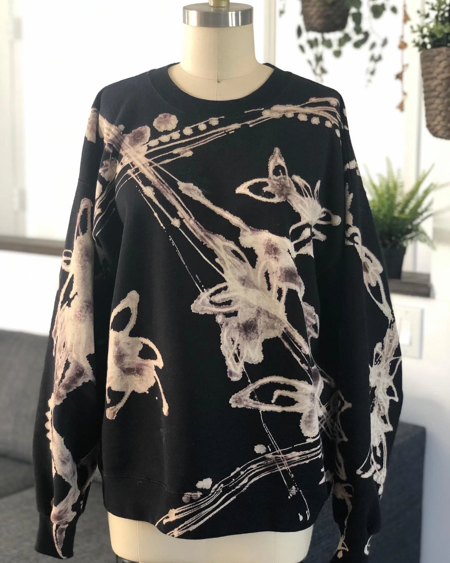 sweatshirt + neck warmer