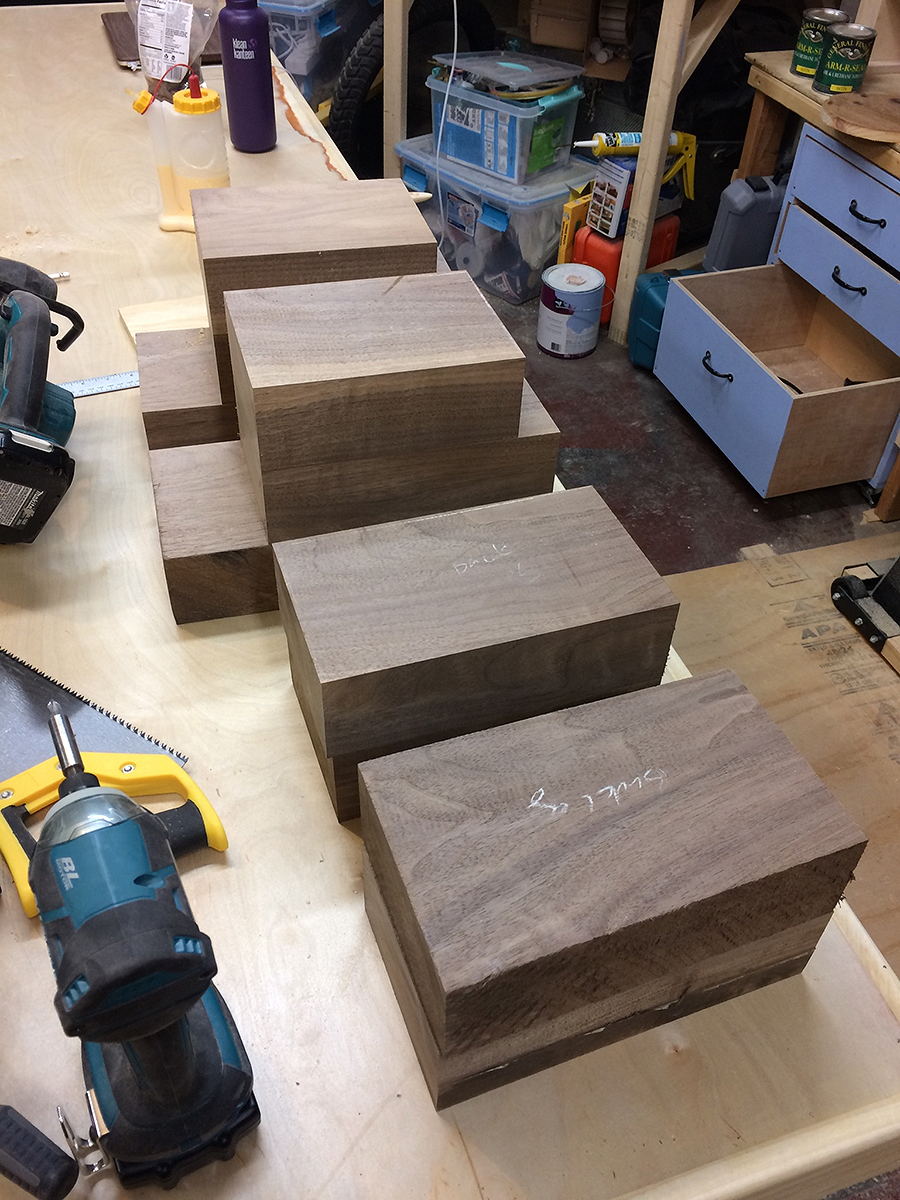 cutting and jointing the leg stock