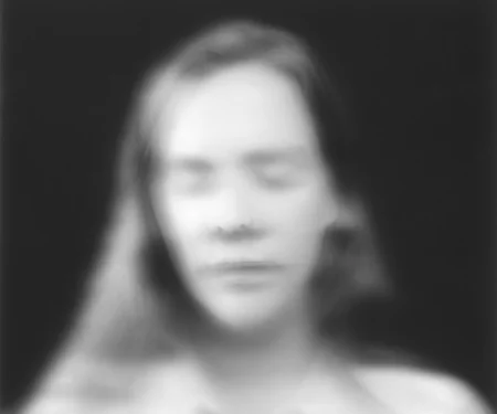 Caroline_Blur5x6.jpg