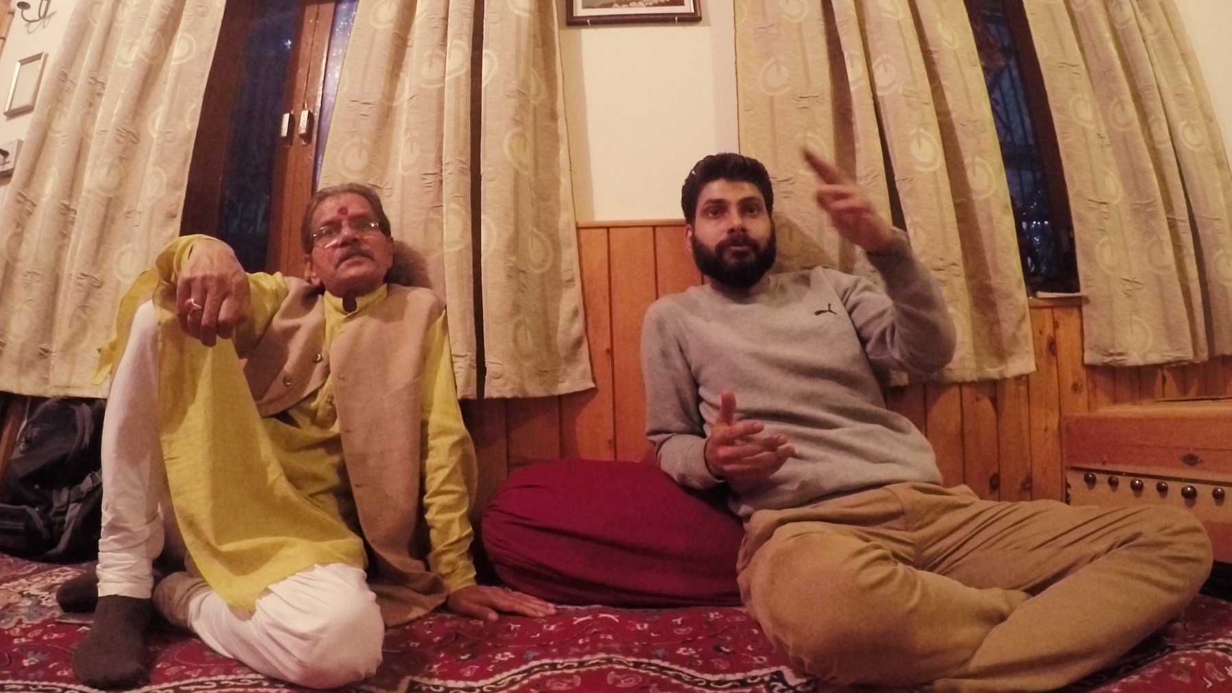 On the tracks of Indian Hindustani music