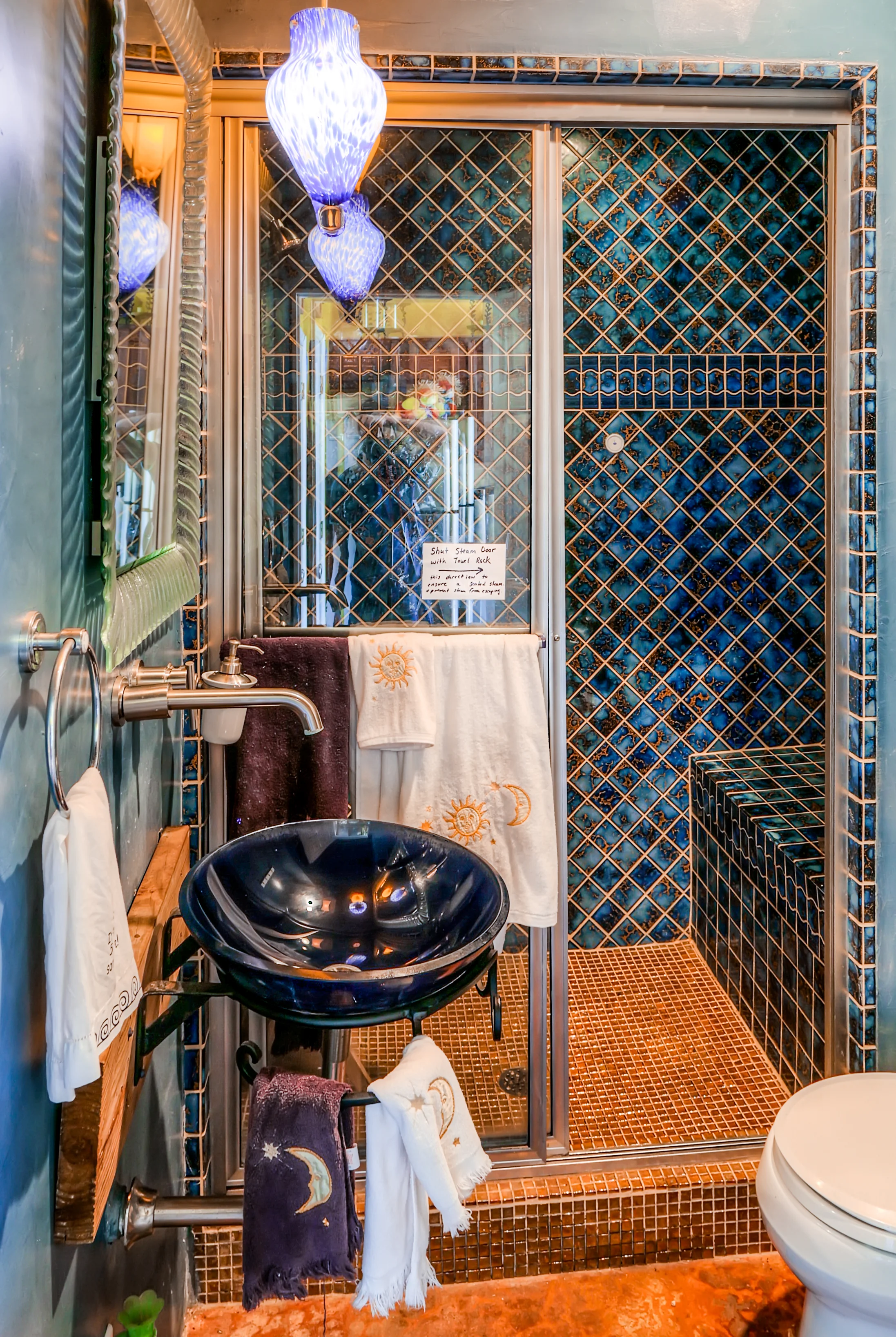 sTeam room shower