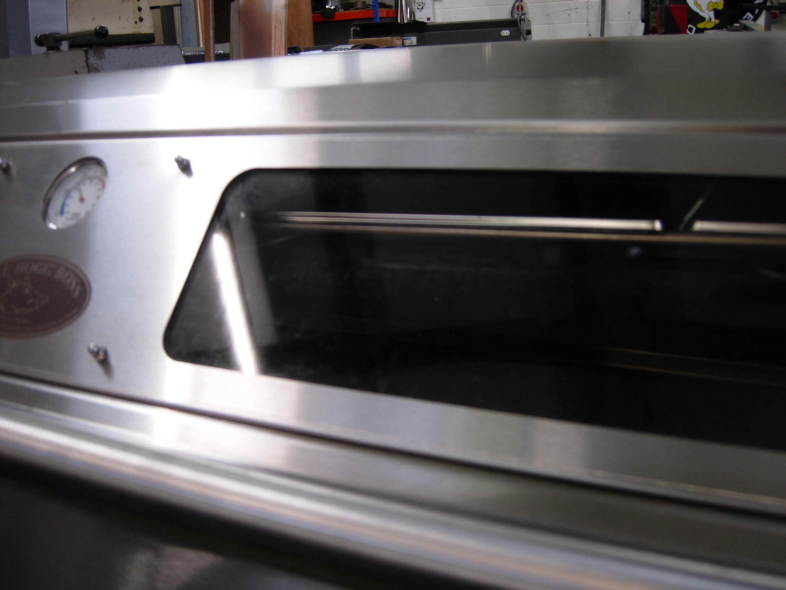 Hogg Boss Machine 2.JPG