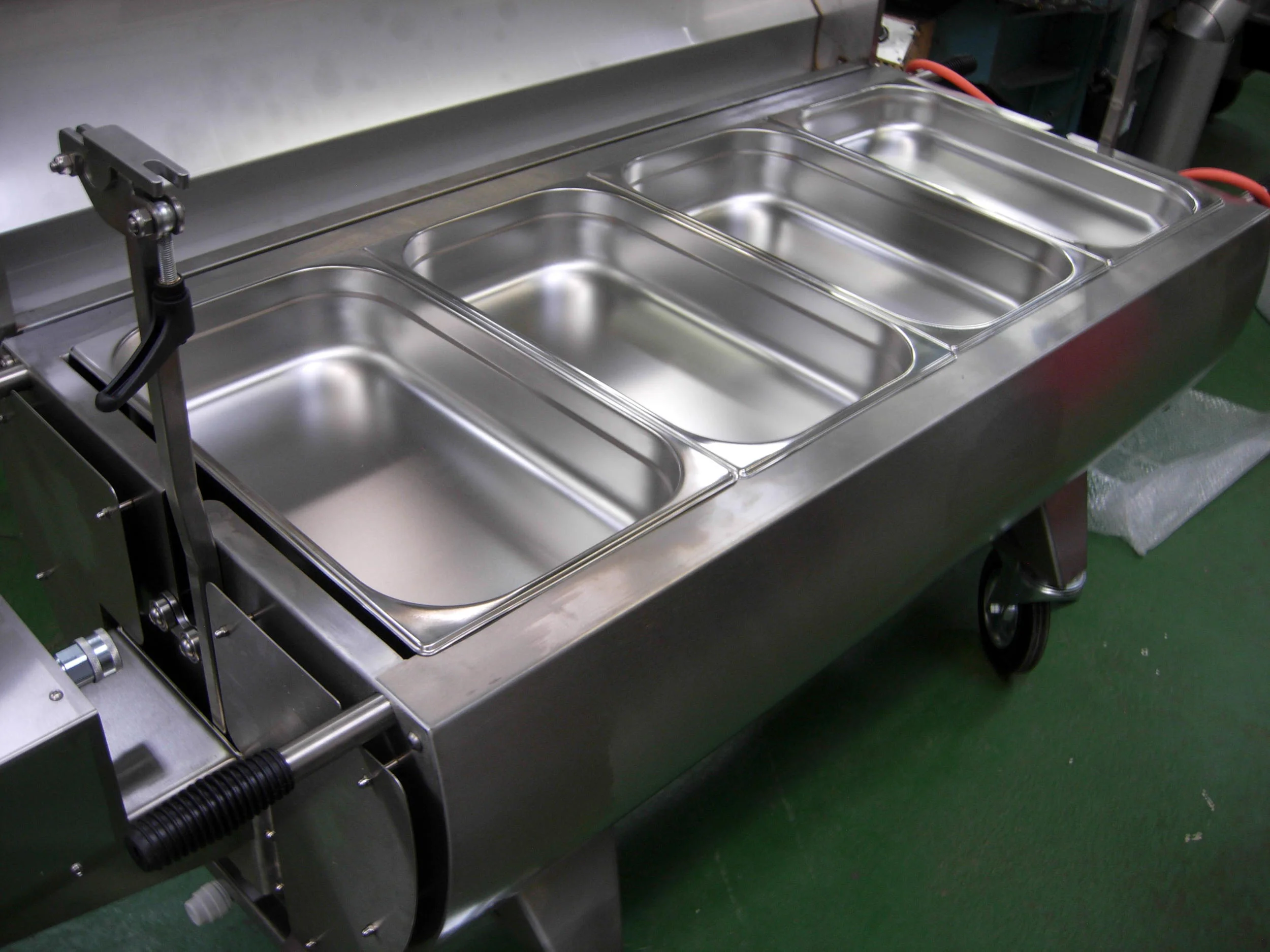 Carving or Cooking Trays.JPG