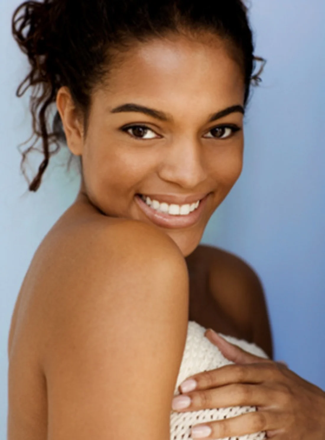 Makeup: Darcy McGrath Photographer: Mary Henebry
