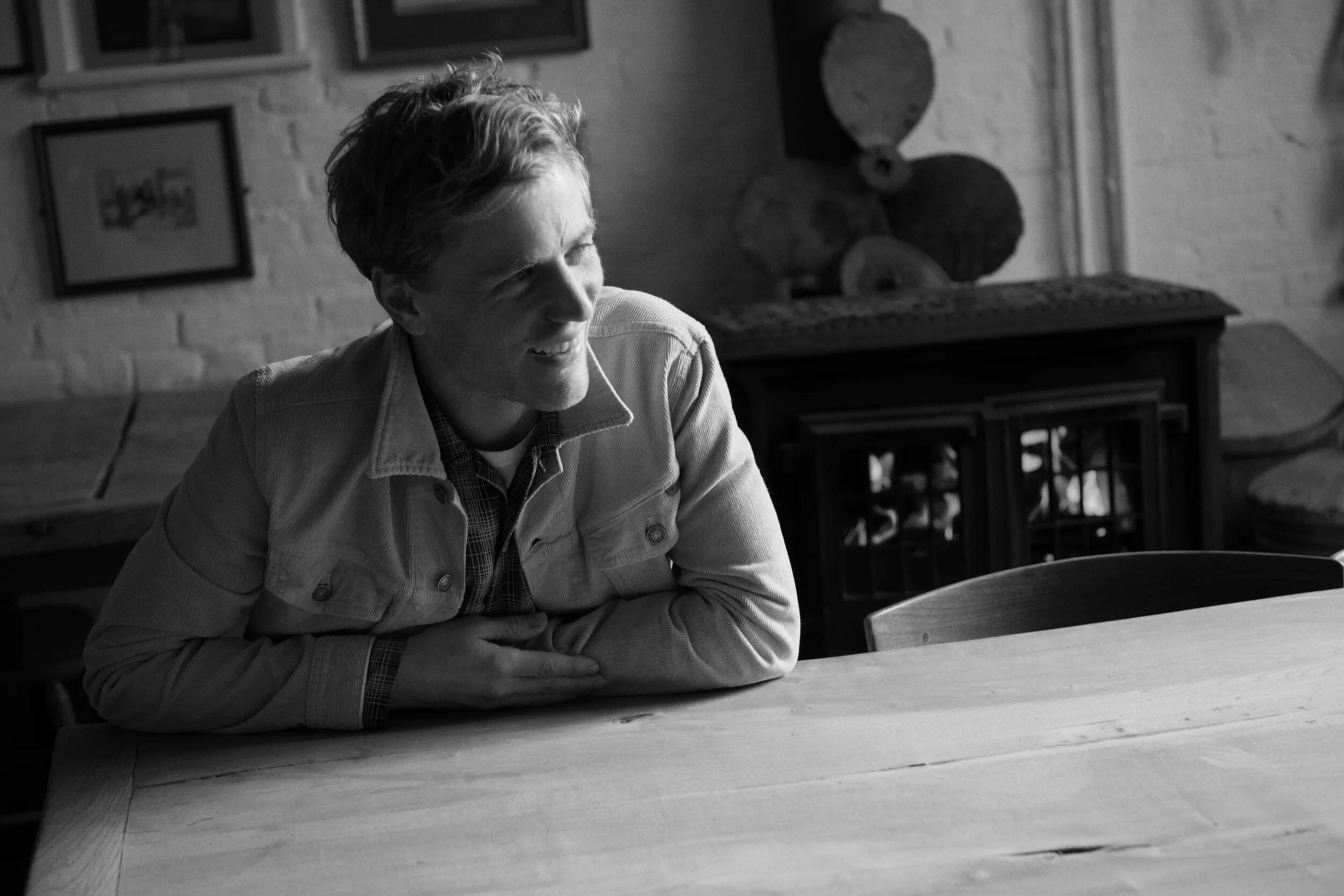 200128_Mr_Porter_Johnny_Flynn_S05_121 UNCROPPED.jpg