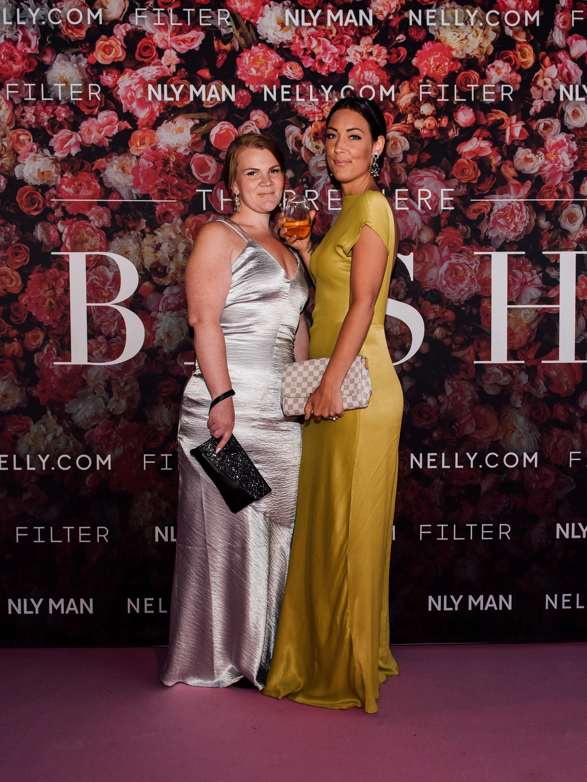 NELLYPREMIEREBASH-PINKCARPET-13.jpg