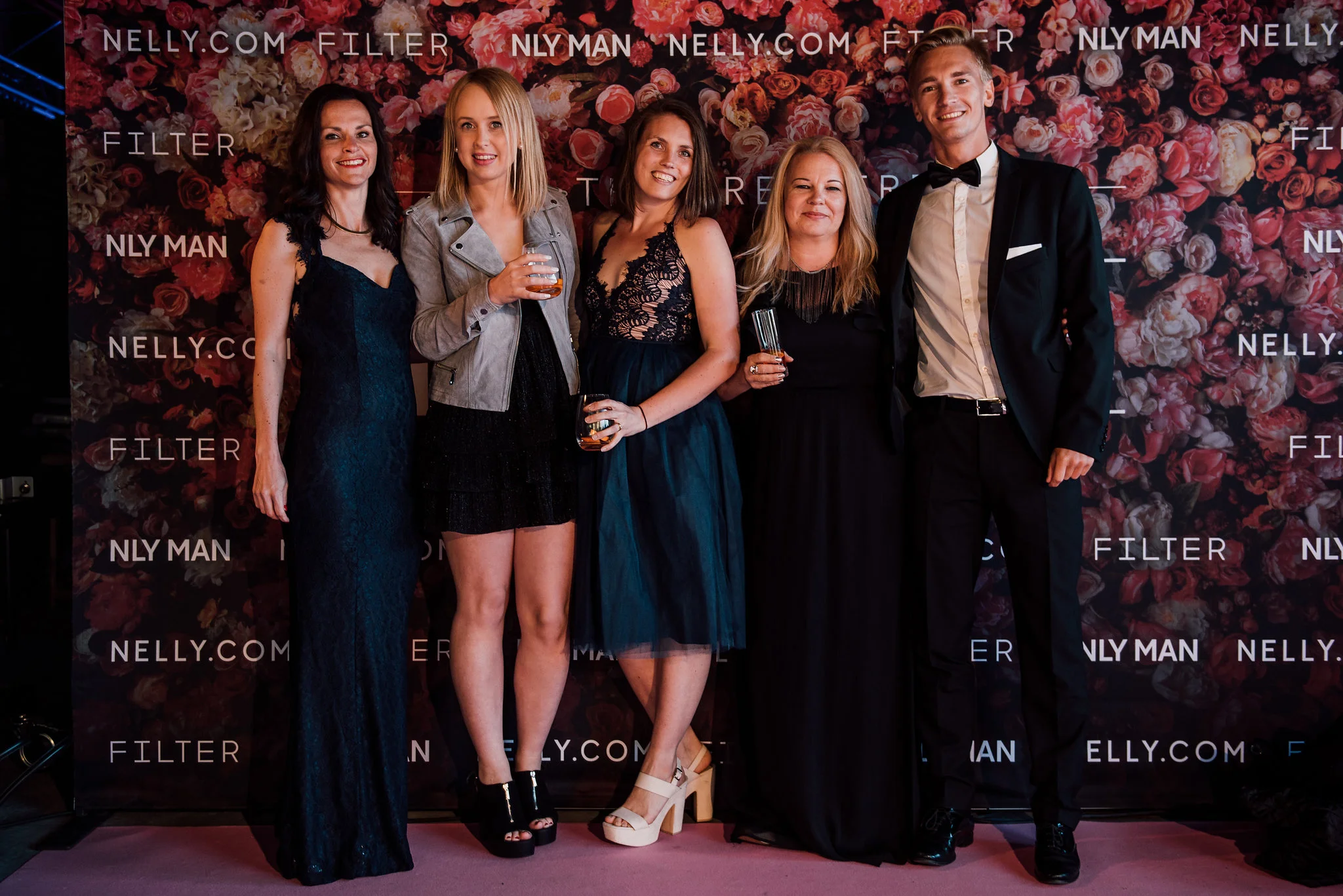 NELLYPREMIEREBASH-PINKCARPET-29.jpg